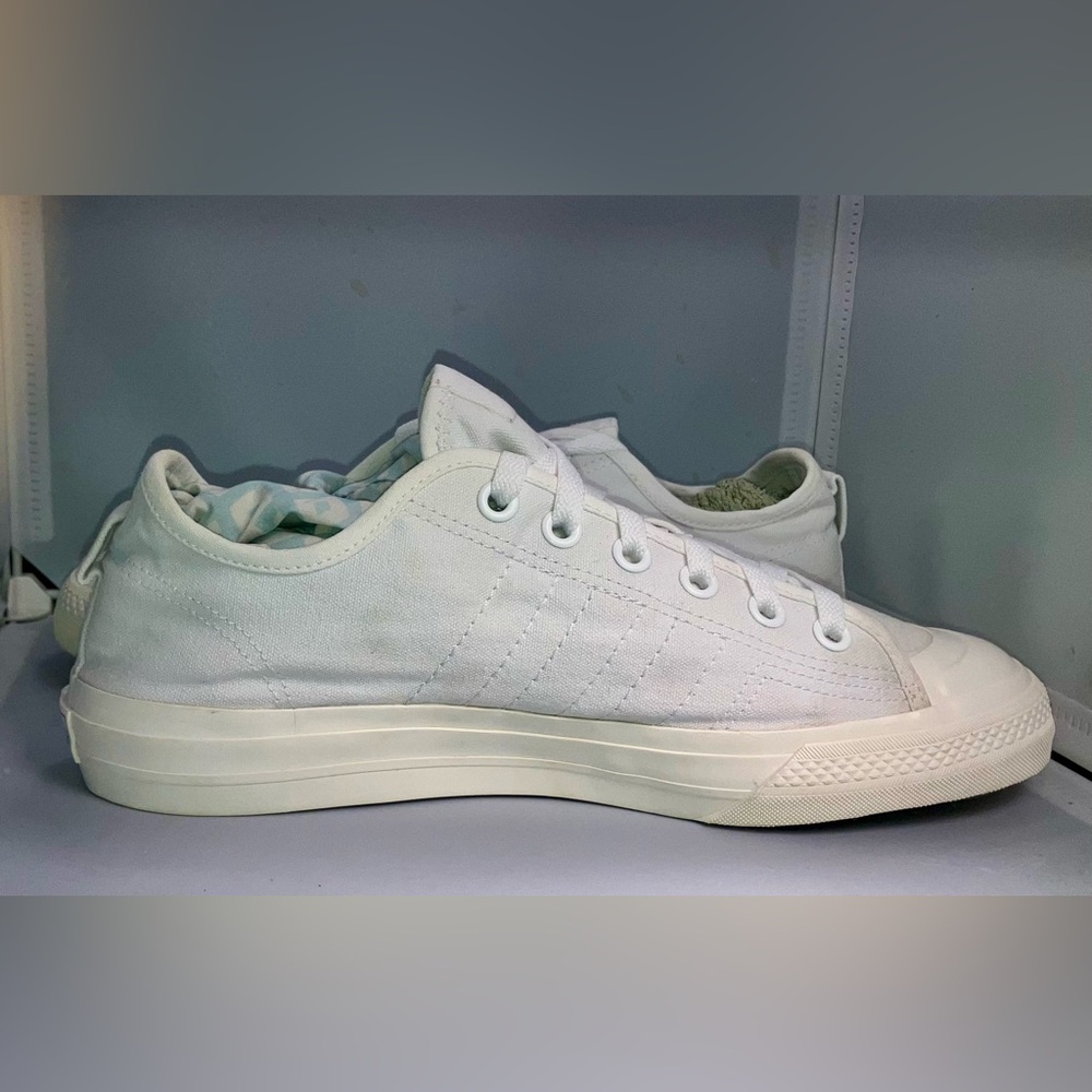 Adidas Nizza RF Triple White Men 10/Womens 11.5 - Picture 9 of 13